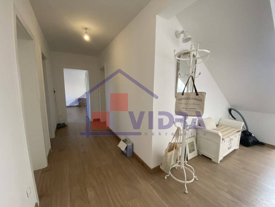 Klinca sela, Donja Zdencina