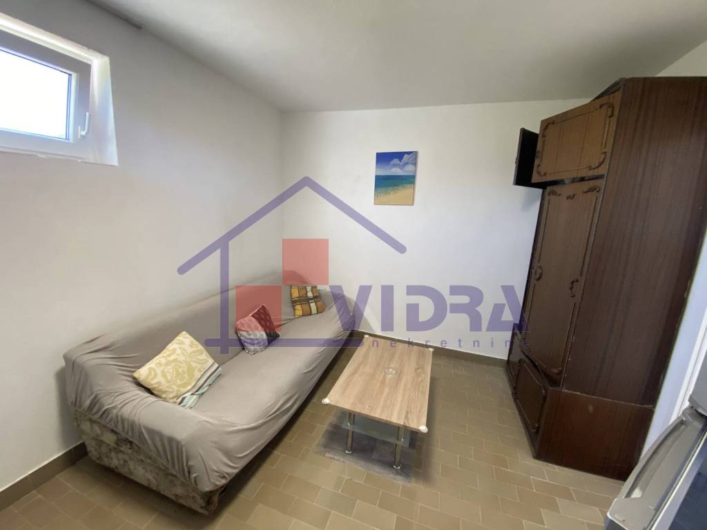 Klinca sela, Kupinec