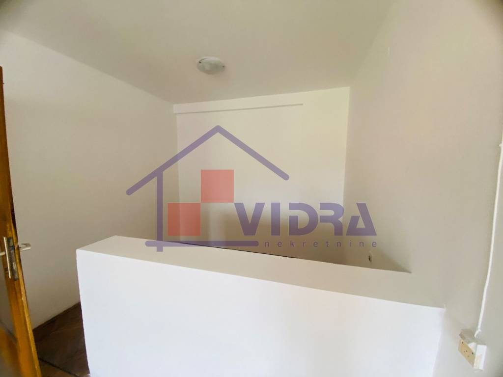 Obiteljska kuca, najam, Jastrebarsko,Centar