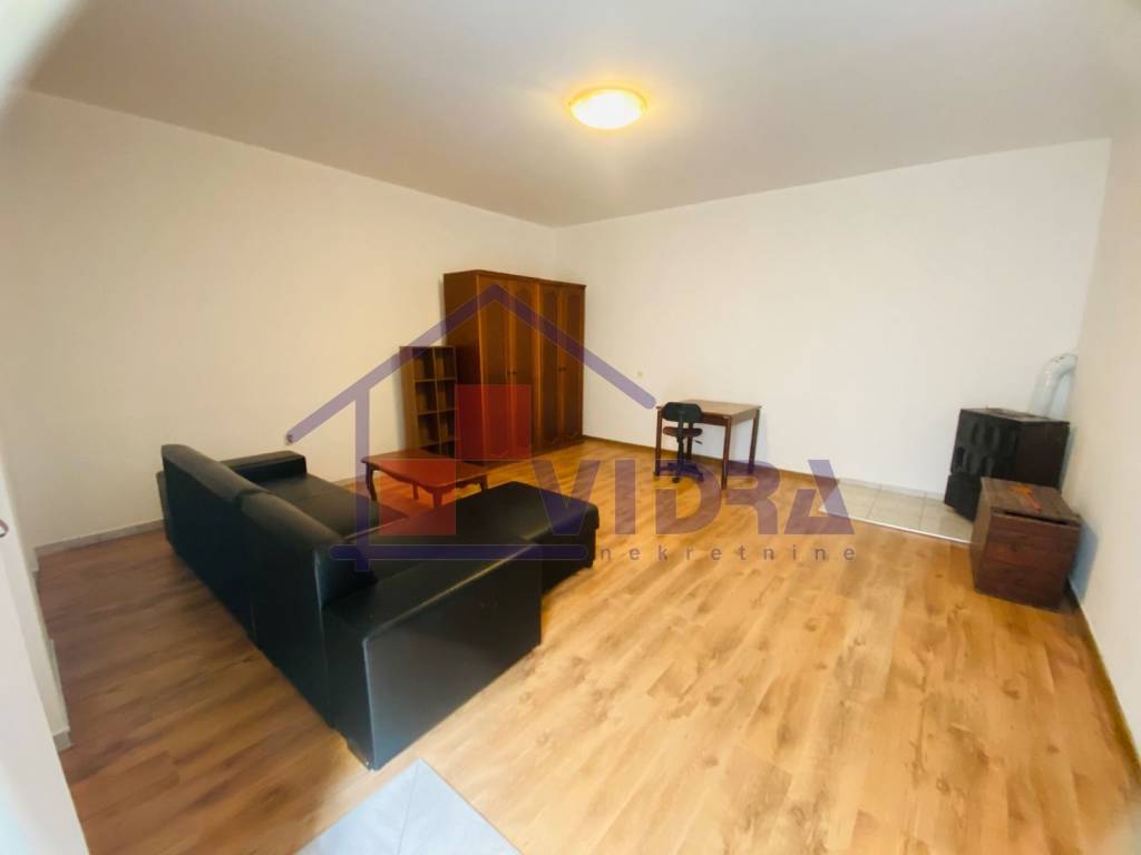 Obiteljska kuca, najam, Jastrebarsko,Centar