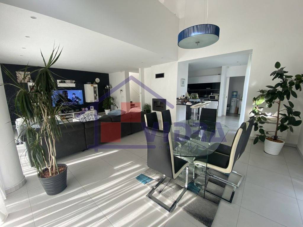 Luksuzna kuca, Prodaja, Jastrebarsko, Donja Jaska