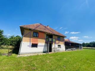 Samostojeca kuca, Prodaja, Pisarovina, Dvoranci