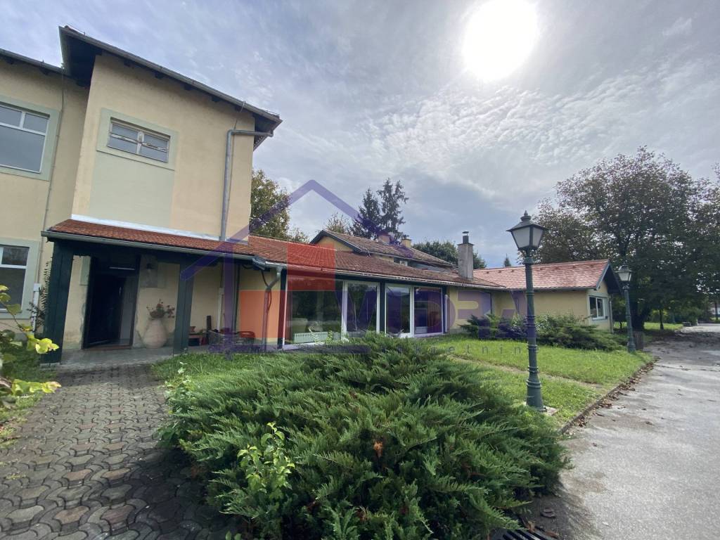 Jastrebarsko, Centar