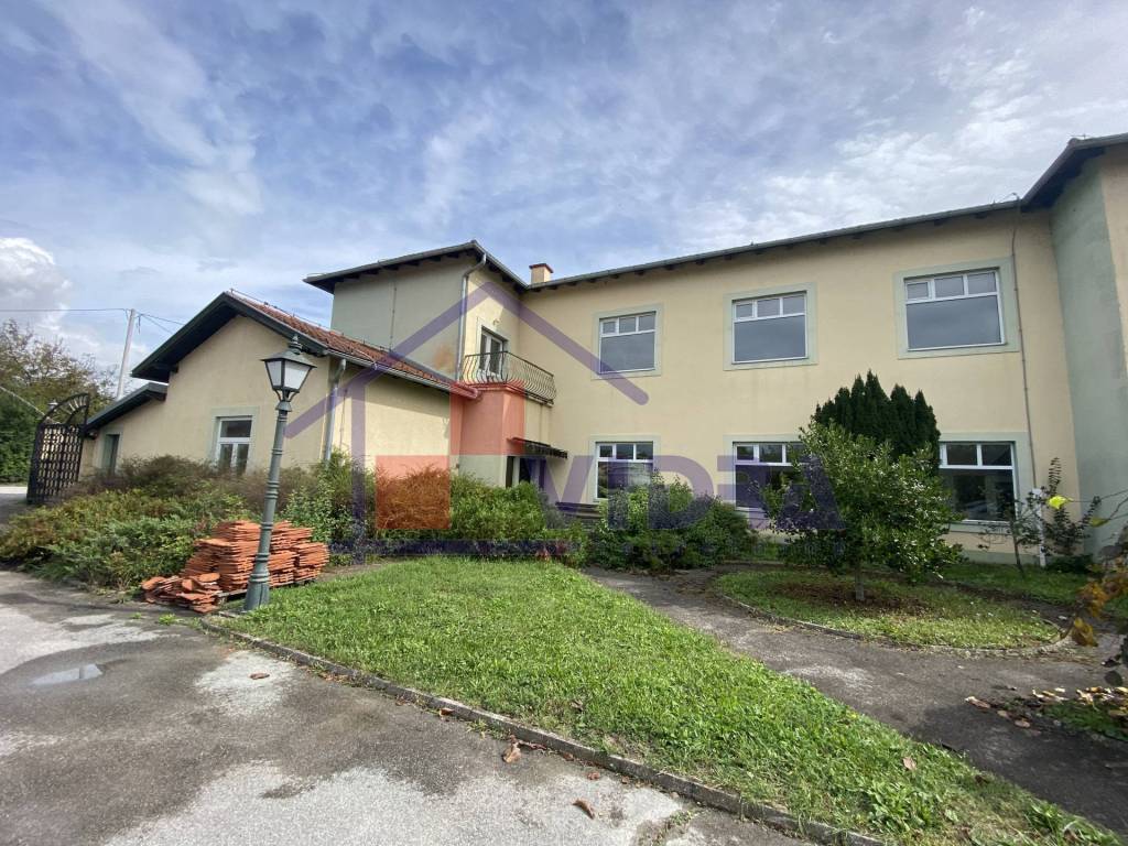 Jastrebarsko, Centar