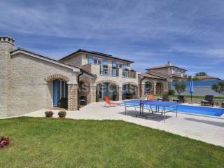 Dvojna, Prodaja, Medulin, Medulin