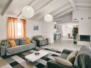 Dvojna, Prodaja, Medulin, Medulin