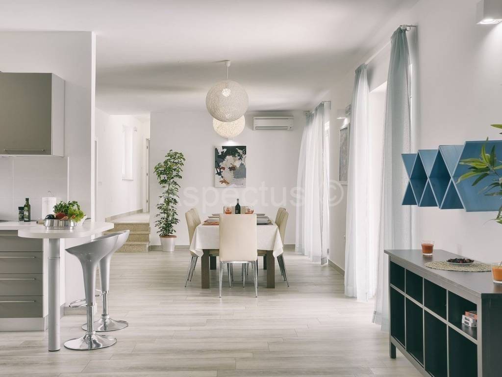 Dvojna, Prodaja, Medulin, Medulin