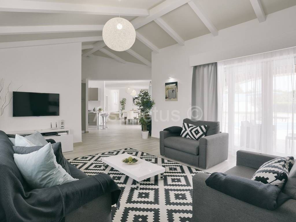 Dvojna, Prodaja, Medulin, Medulin