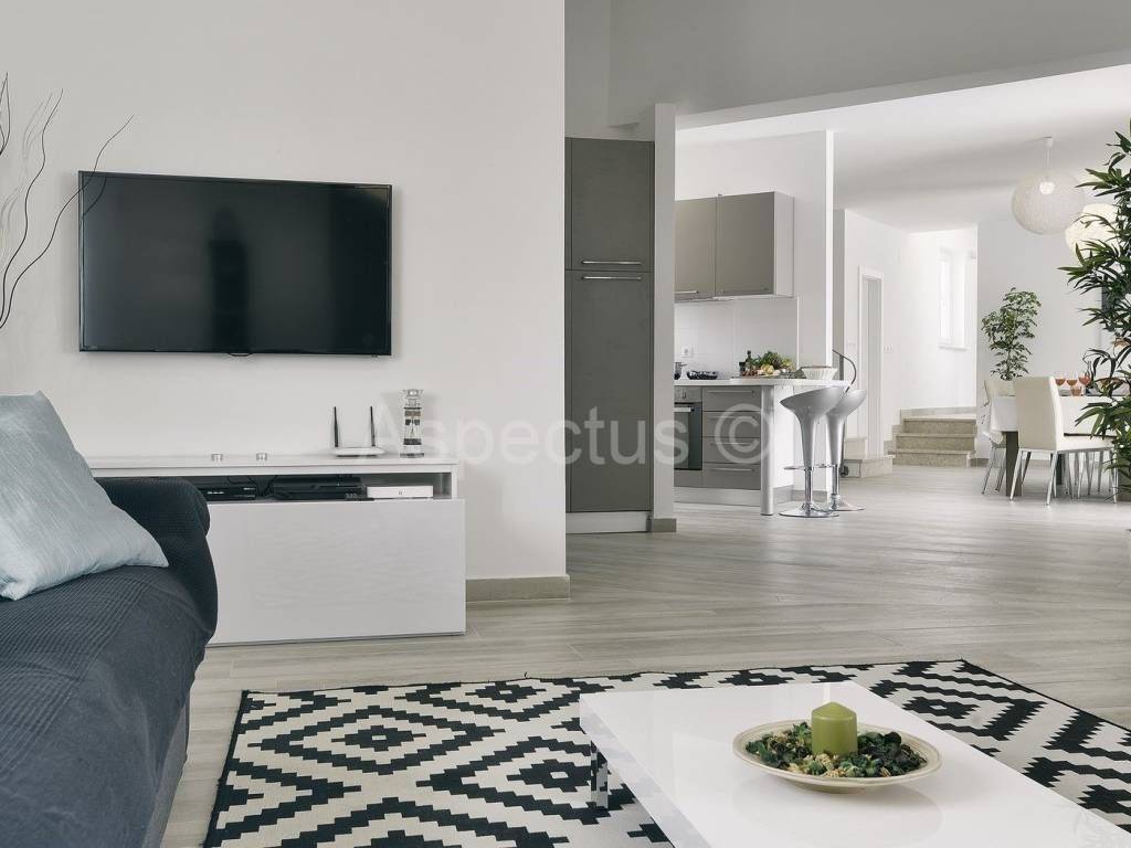 Dvojna, Prodaja, Medulin, Medulin