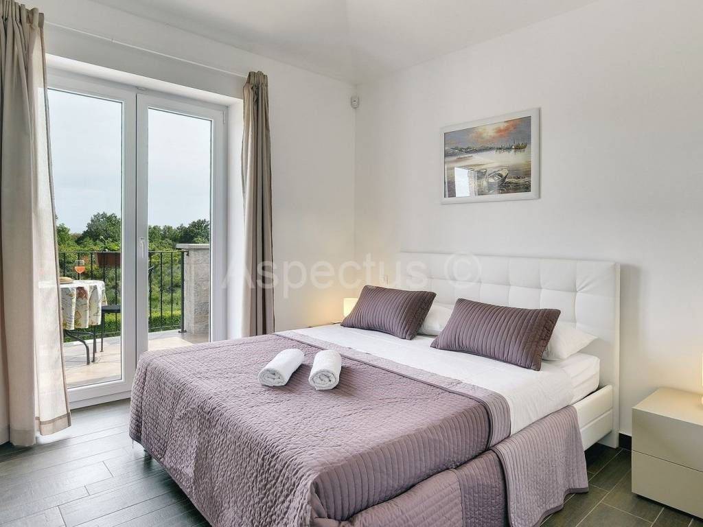 Dvojna, Prodaja, Medulin, Medulin