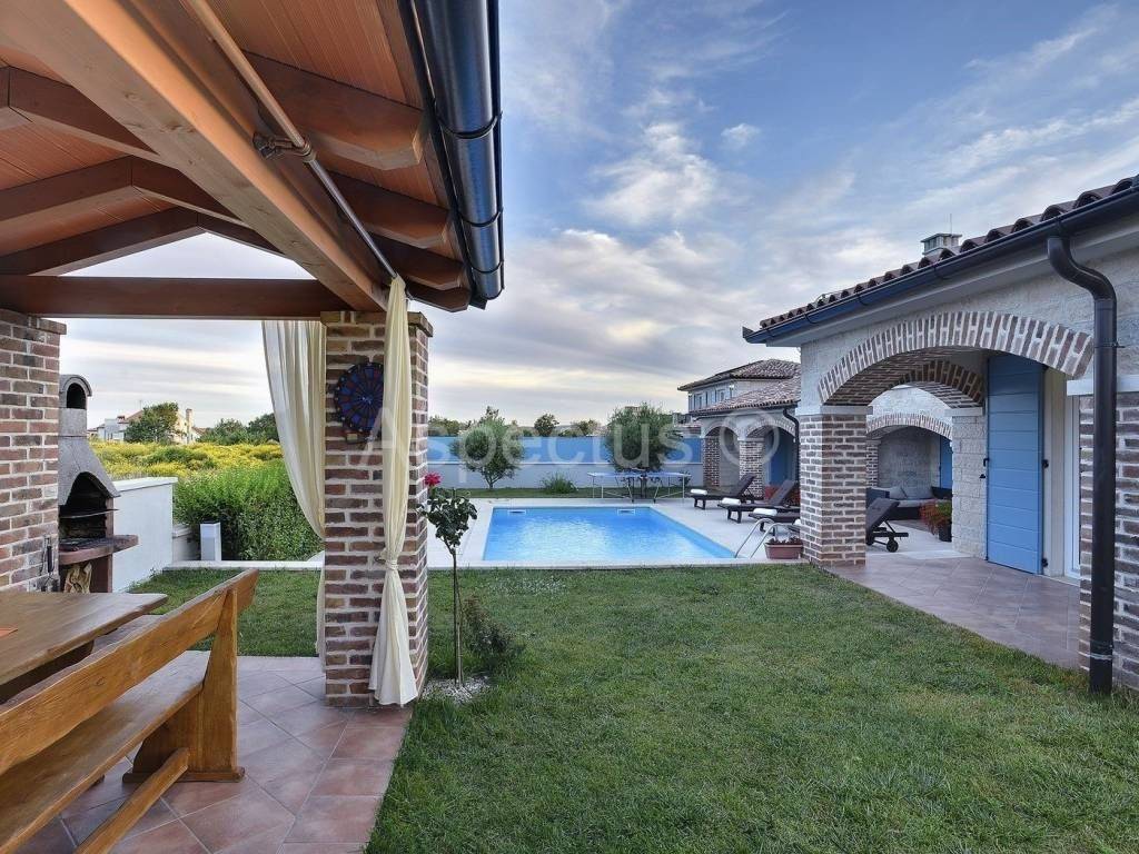 Dvojna, Prodaja, Medulin, Medulin