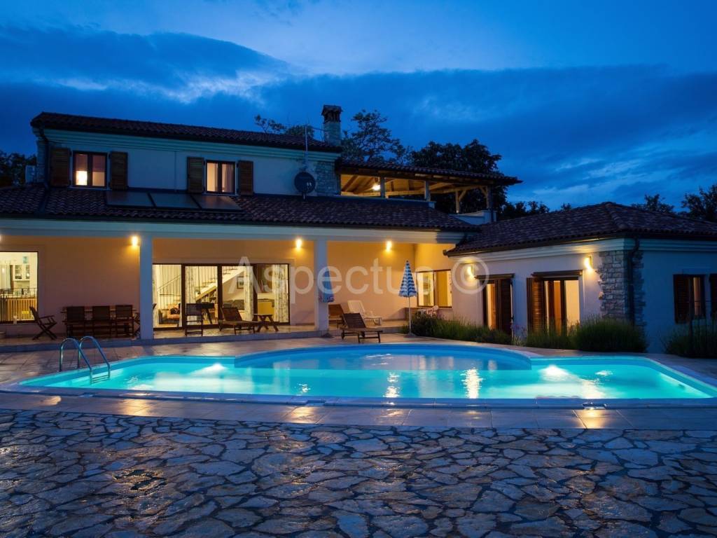 Vila, Prodaja, Žminj, Gradišće