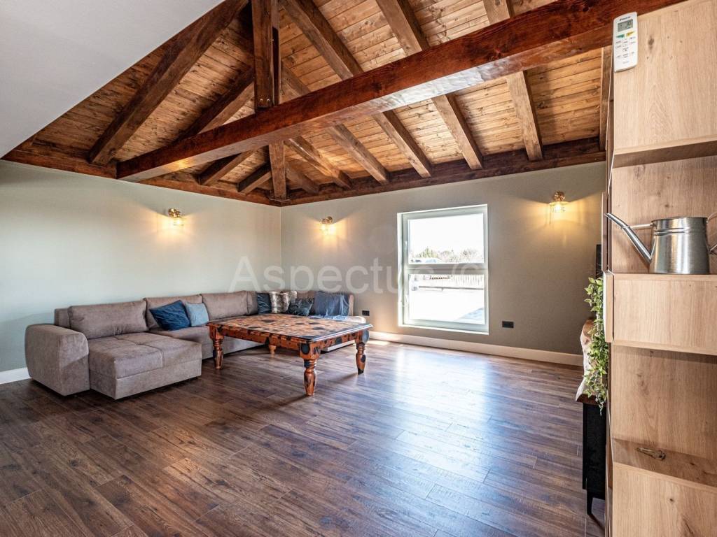 Vila, Prodaja, Svetvinčenat, Svetvinčenat