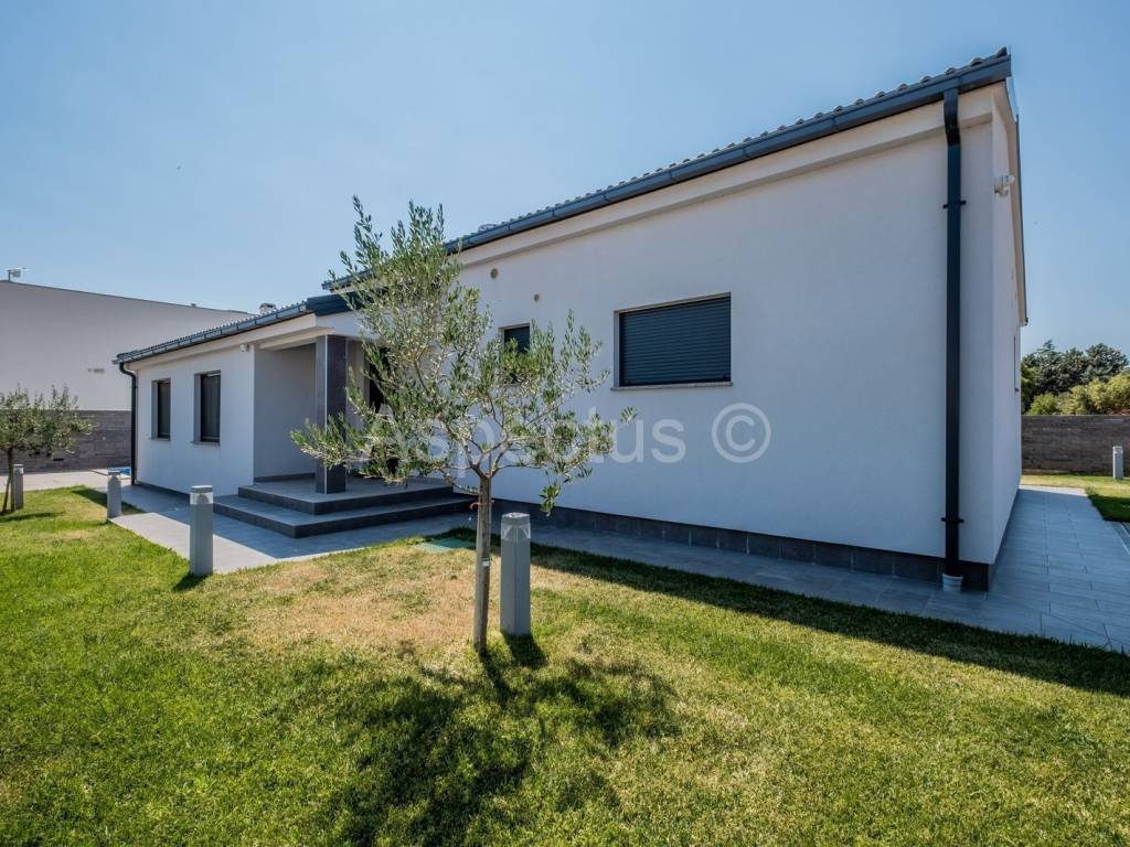 Kuća prizemnica, Prodaja, Pula, Pula