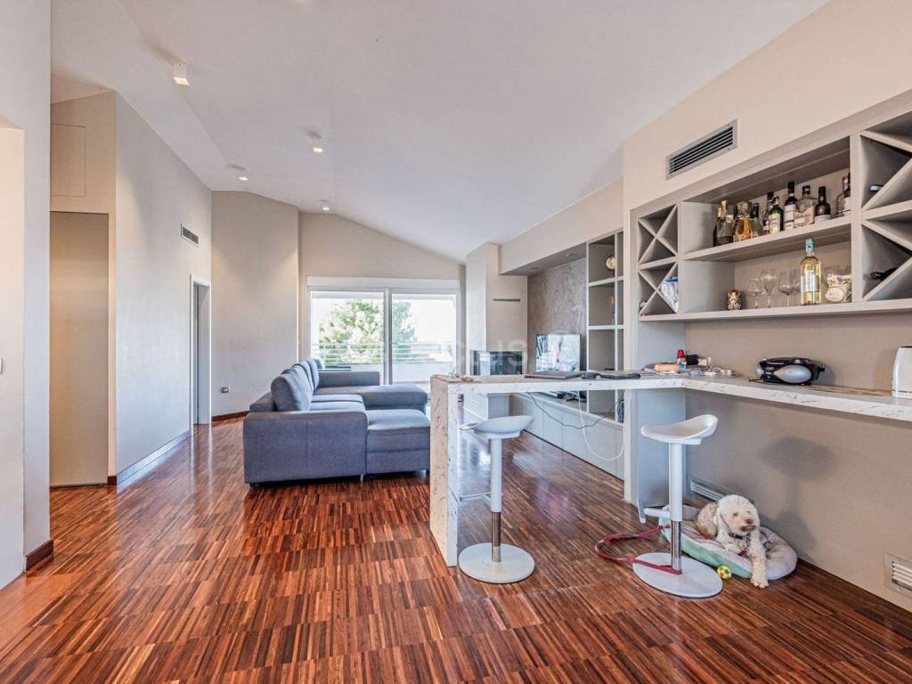 Stan višeetažni, Prodaja, Umag, Umag