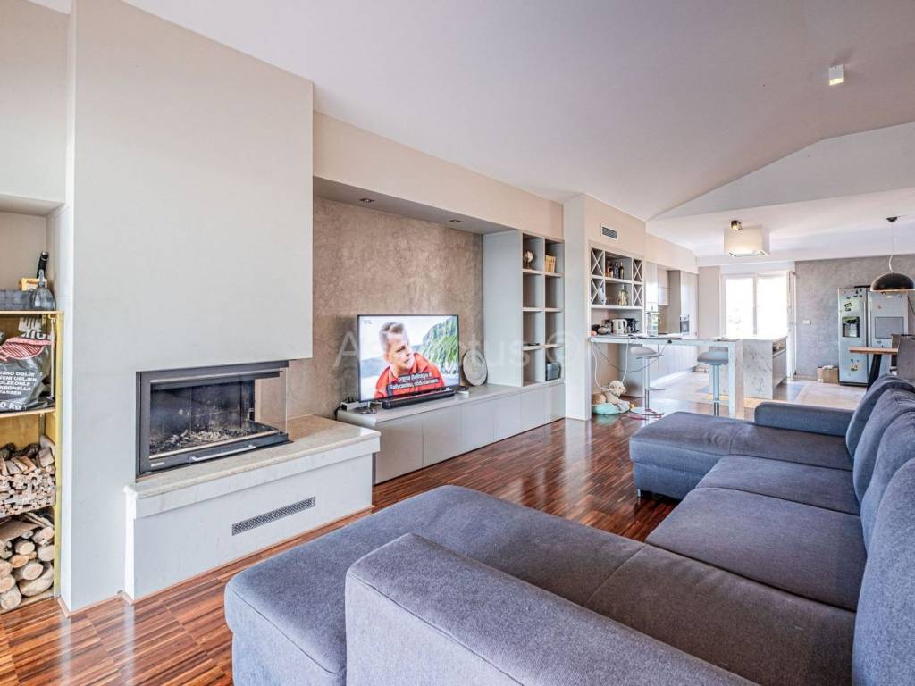 Stan višeetažni, Prodaja, Umag, Umag