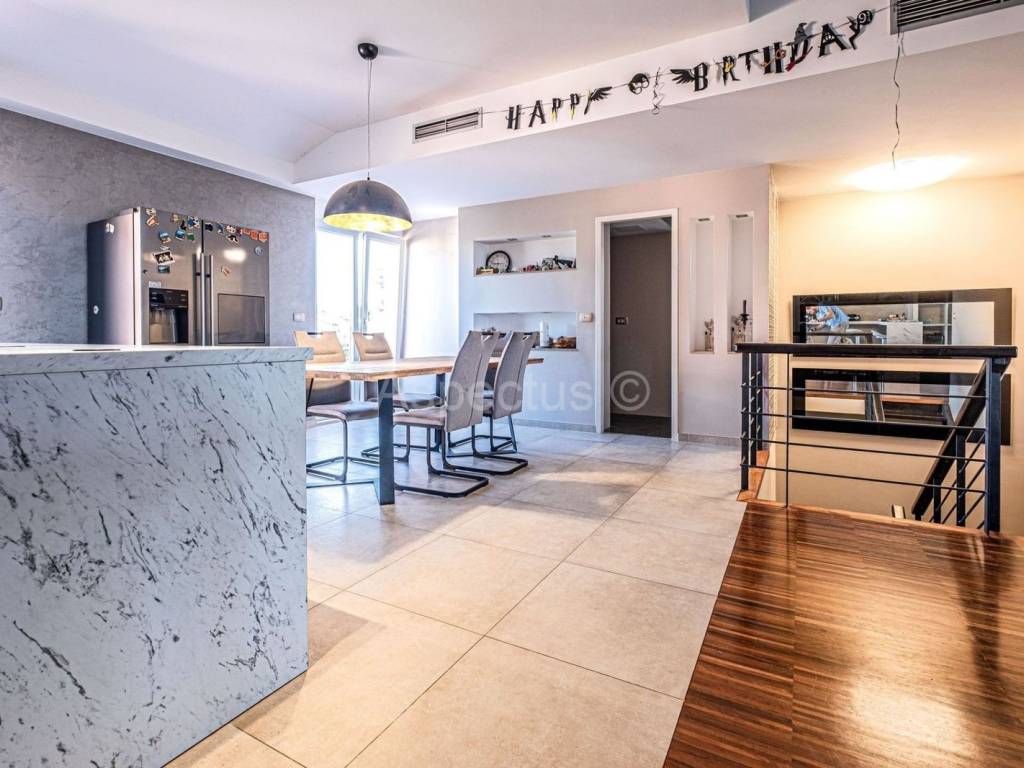 Stan višeetažni, Prodaja, Umag, Umag