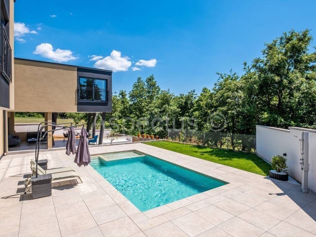 Vila, Prodaja, Pula, Pula