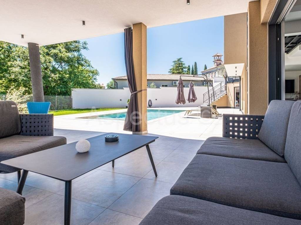 Vila, Prodaja, Pula, Pula