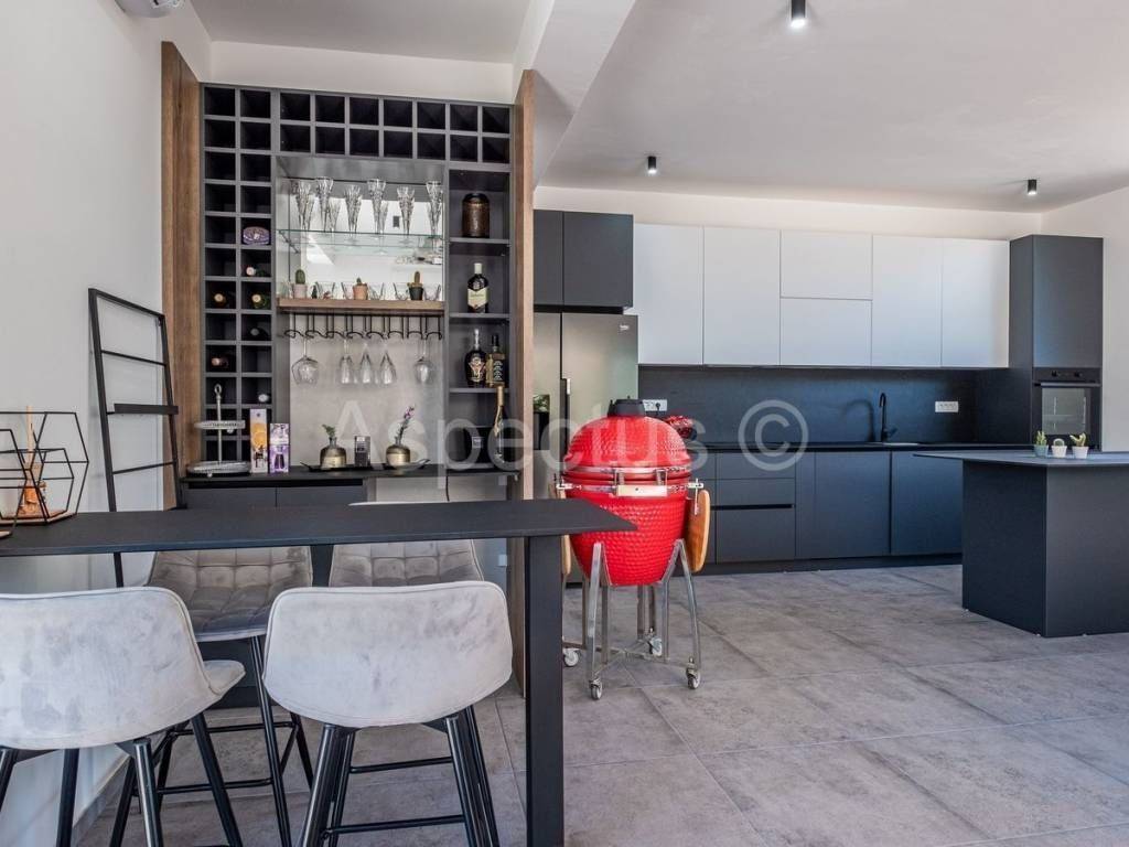 Vila, Prodaja, Pula, Pula