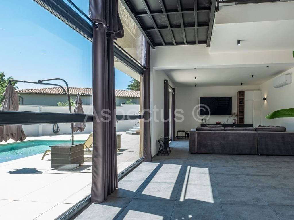 Vila, Prodaja, Pula, Pula