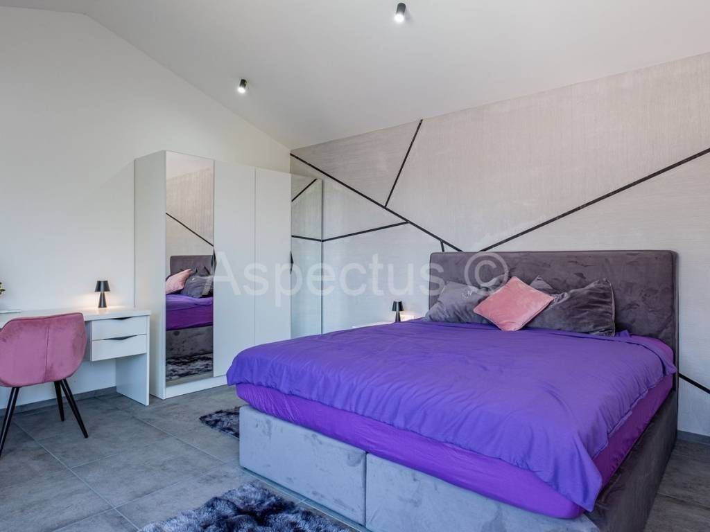 Vila, Prodaja, Pula, Pula