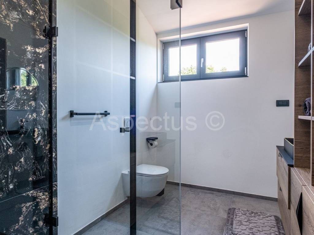 Vila, Prodaja, Pula, Pula