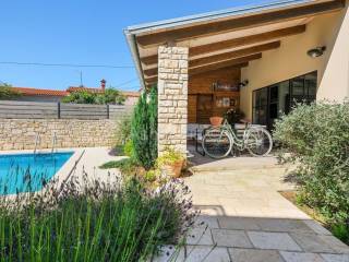 Kamena kuća, Prodaja, Svetvinčenat, Svetvinčenat