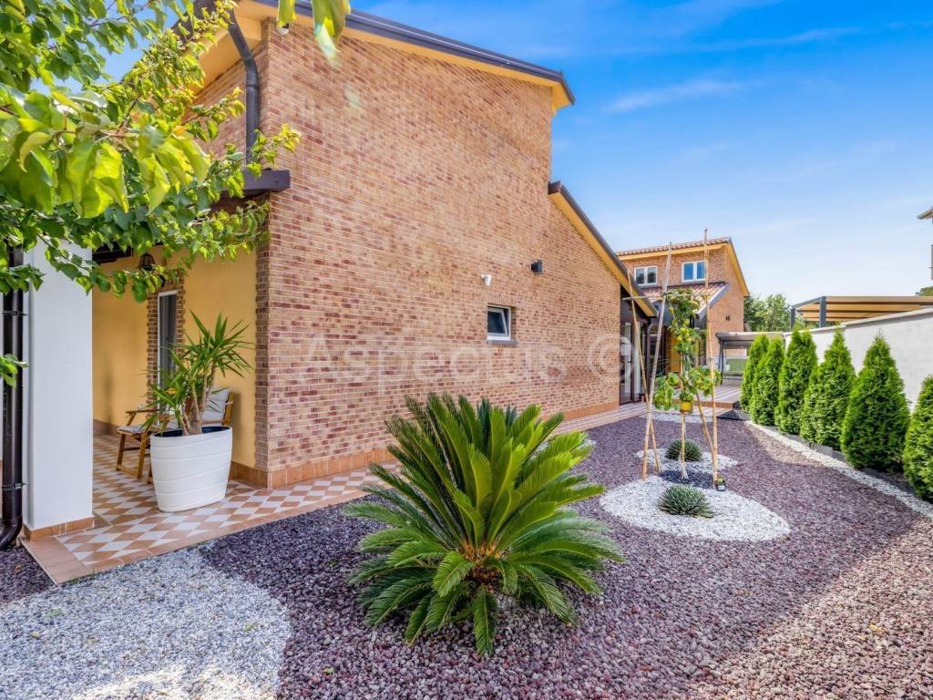 Apartmanska kuća, Prodaja, Medulin, Pomer