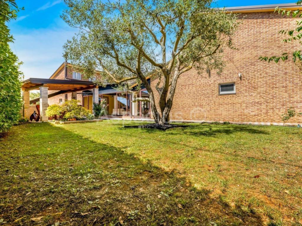 Apartmanska kuća, Prodaja, Medulin, Pomer