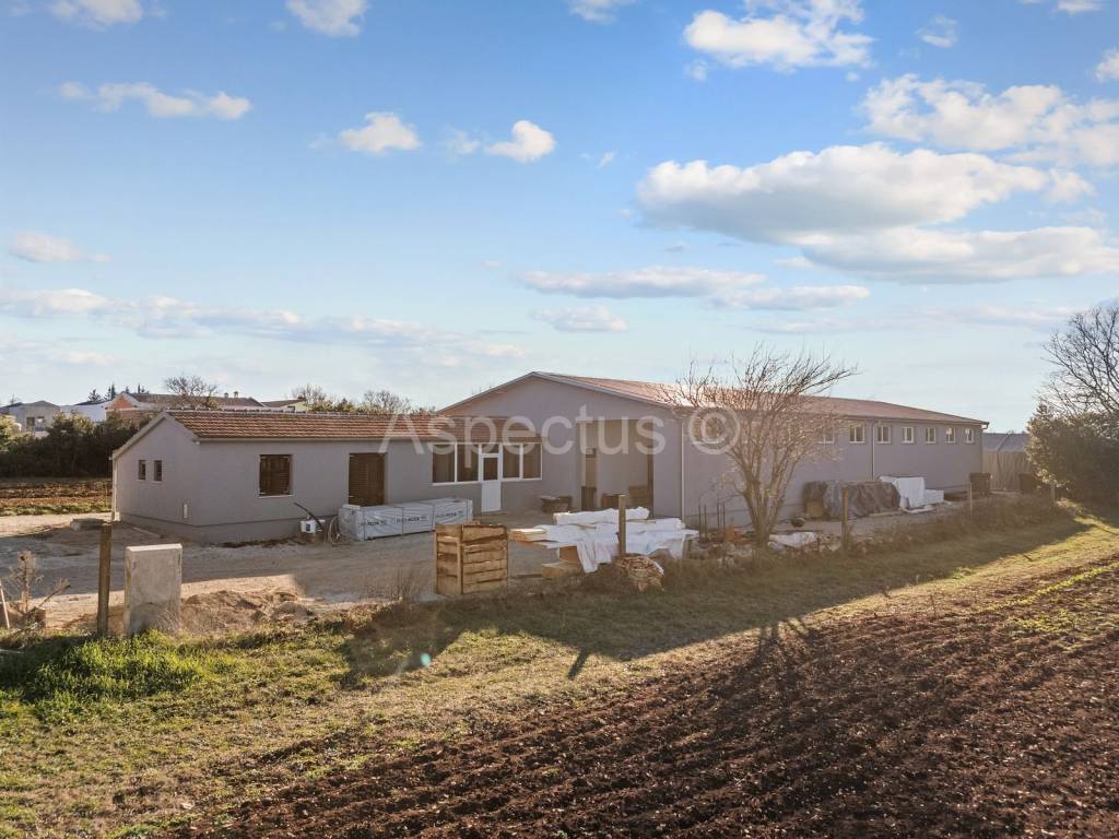 Poslovna zgrada, Prodaja, Svetvinčenat, Čabrunići