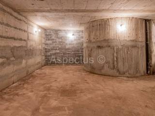 Poslovna zgrada, Prodaja, Pula, Pula