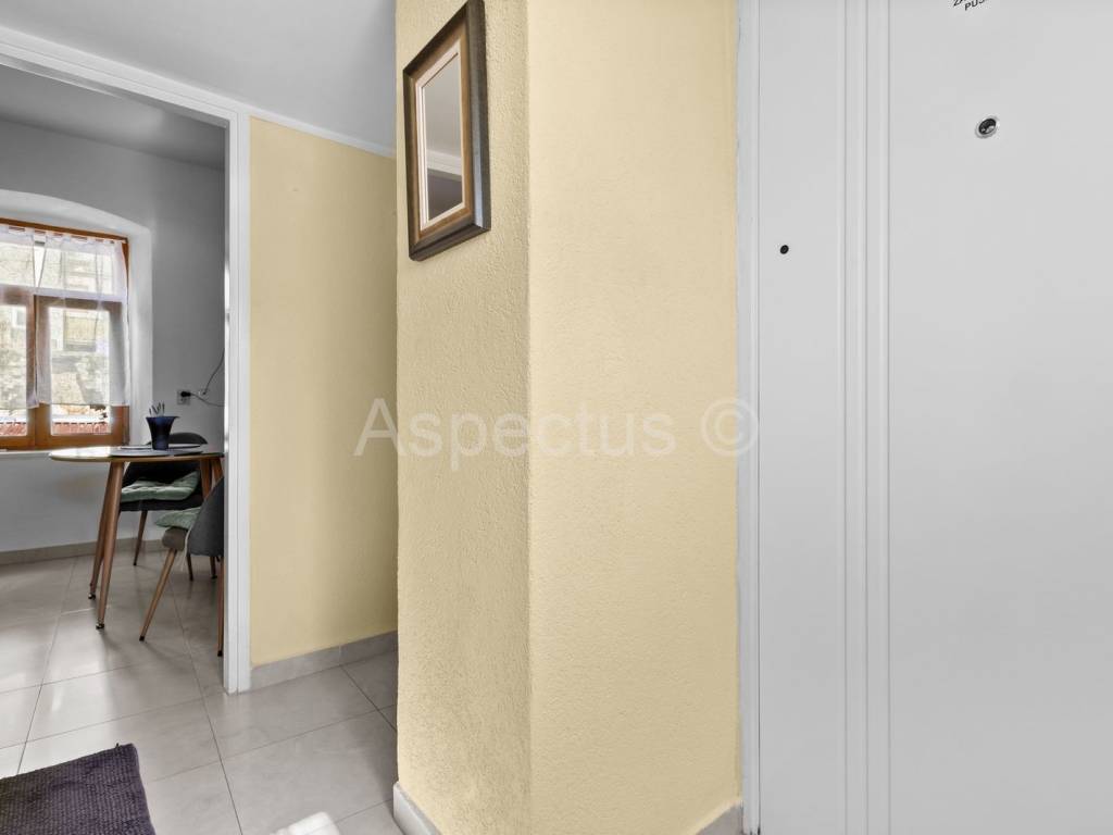 Stan u zgradi, Najam, Pula, Pula