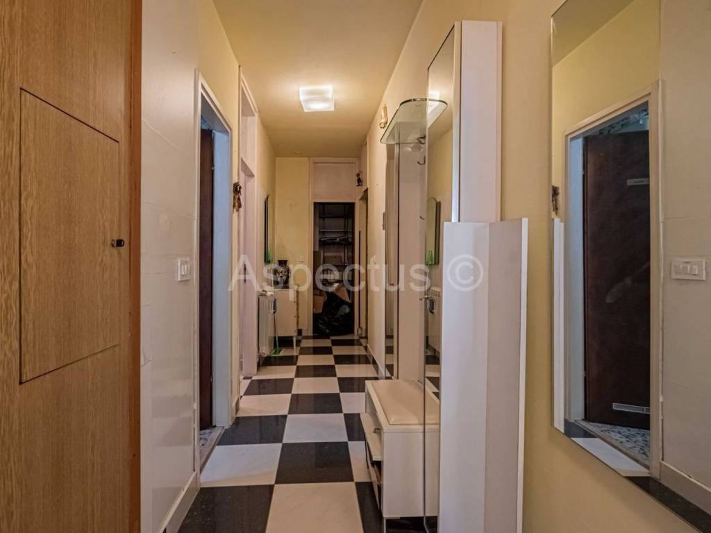 Stan u zgradi, Prodaja, Pula, Pula