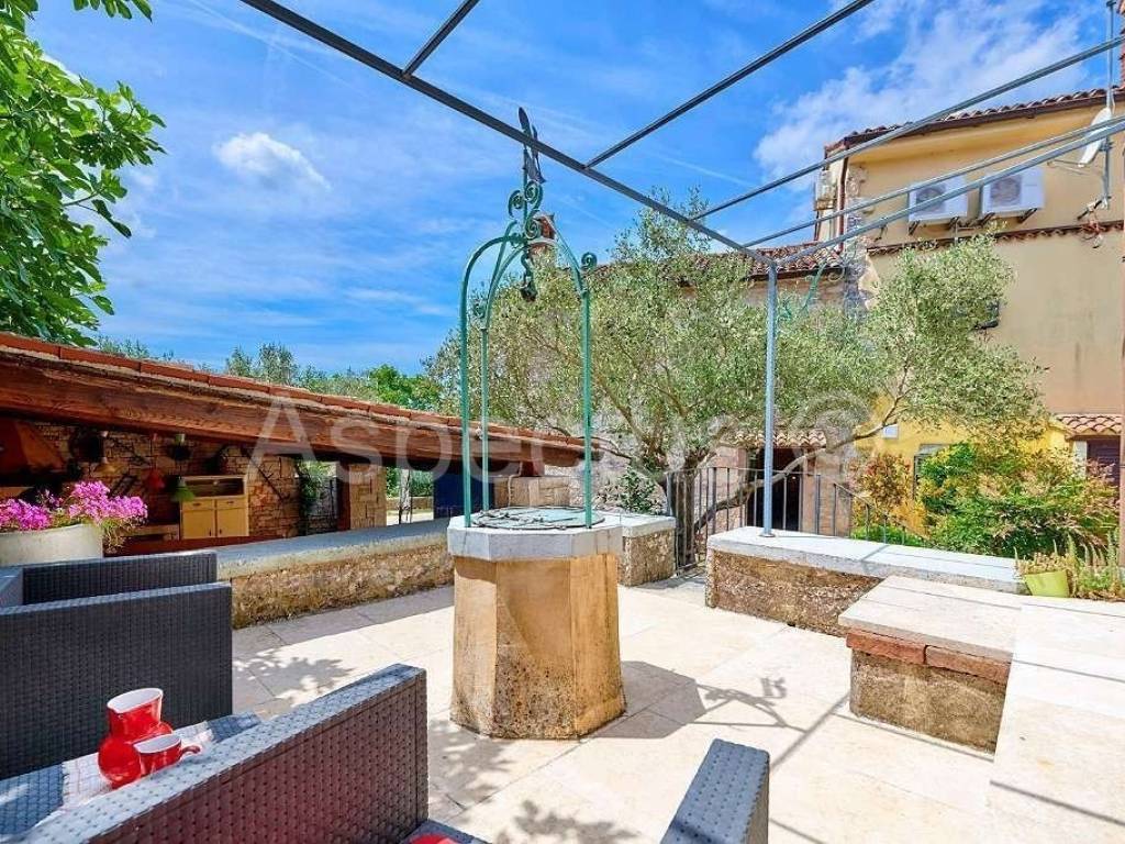 Kamena kuća, Prodaja, Pula, Pula