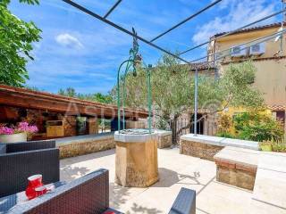 Kamena kuća, Prodaja, Pula, Pula