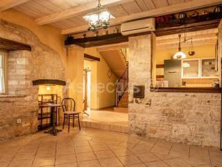 Kamena kuća, Prodaja, Pula, Pula