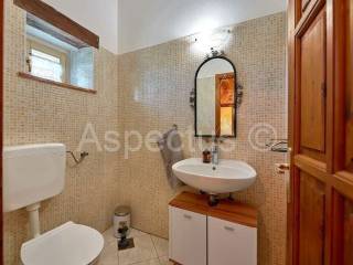 Kamena kuća, Prodaja, Pula, Pula