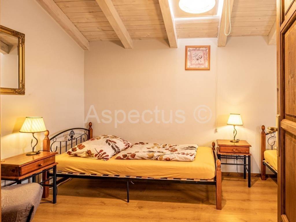 Kamena kuća, Prodaja, Pula, Pula