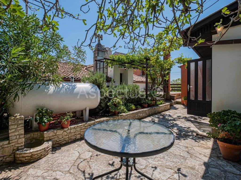 Stan u kući, Prodaja, Pula, Pula