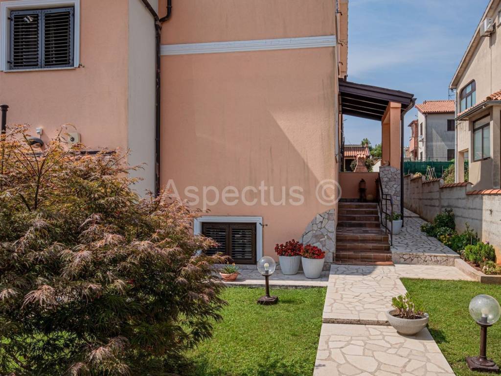 Dvojna kuća, Prodaja, Medulin, Banjole