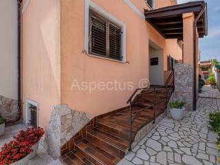 Dvojna kuća, Prodaja, Medulin, Banjole