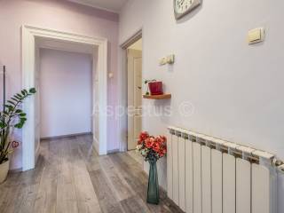 Stan u starijoj zgradi, Prodaja, Pula, Pula