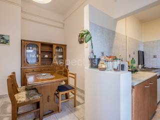 Stan u starijoj zgradi, Prodaja, Pula, Pula