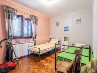 Kamena kuća, Prodaja, Svetvinčenat, Štokovci