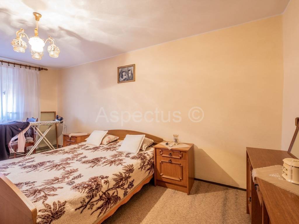 Kamena kuća, Prodaja, Svetvinčenat, Štokovci