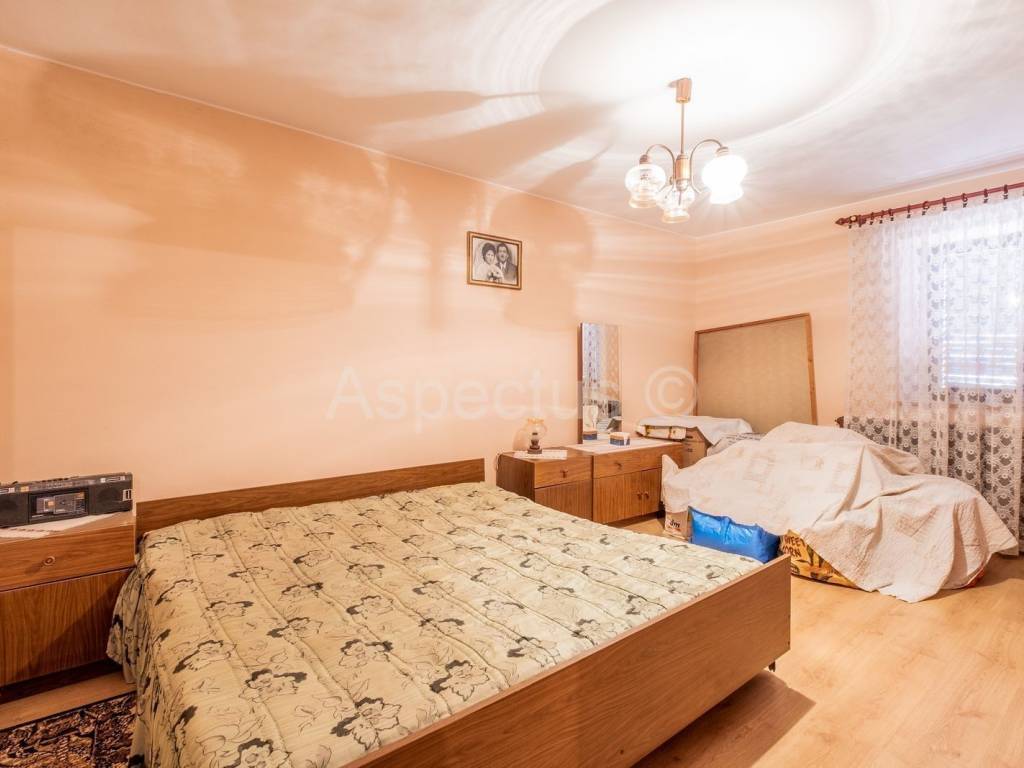 Kamena kuća, Prodaja, Svetvinčenat, Štokovci