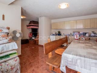 Kamena kuća, Prodaja, Svetvinčenat, Štokovci