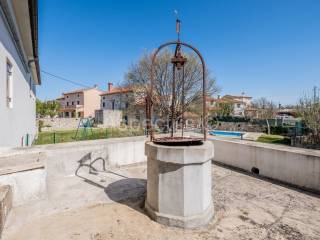 Kamena kuća, Prodaja, Svetvinčenat, Štokovci