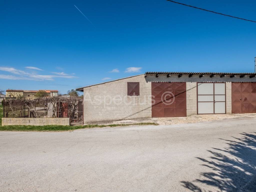 Kamena kuća, Prodaja, Svetvinčenat, Štokovci